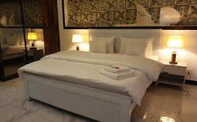B&B Mumtaz City